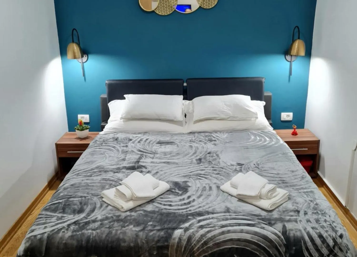 Inchy Accommodation - In The Center Of Diocletian'S Palace Split Croatia