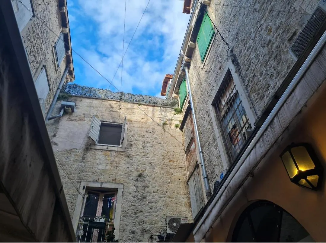 Guest house Inchy Accommodation - In The Center Of Diocletian'S Palace Split