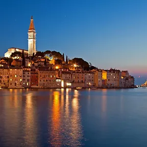 https://apartments-cvek.in-istria.net